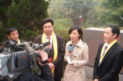 四川数百家医院组成代表团参观简阳市人民医院